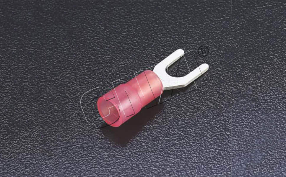 铜端子 帮我写一篇关于铜端子的700个字中文原创的文章，并在文章前面配上一个标题，标题前面加上“标题”两字 第3张