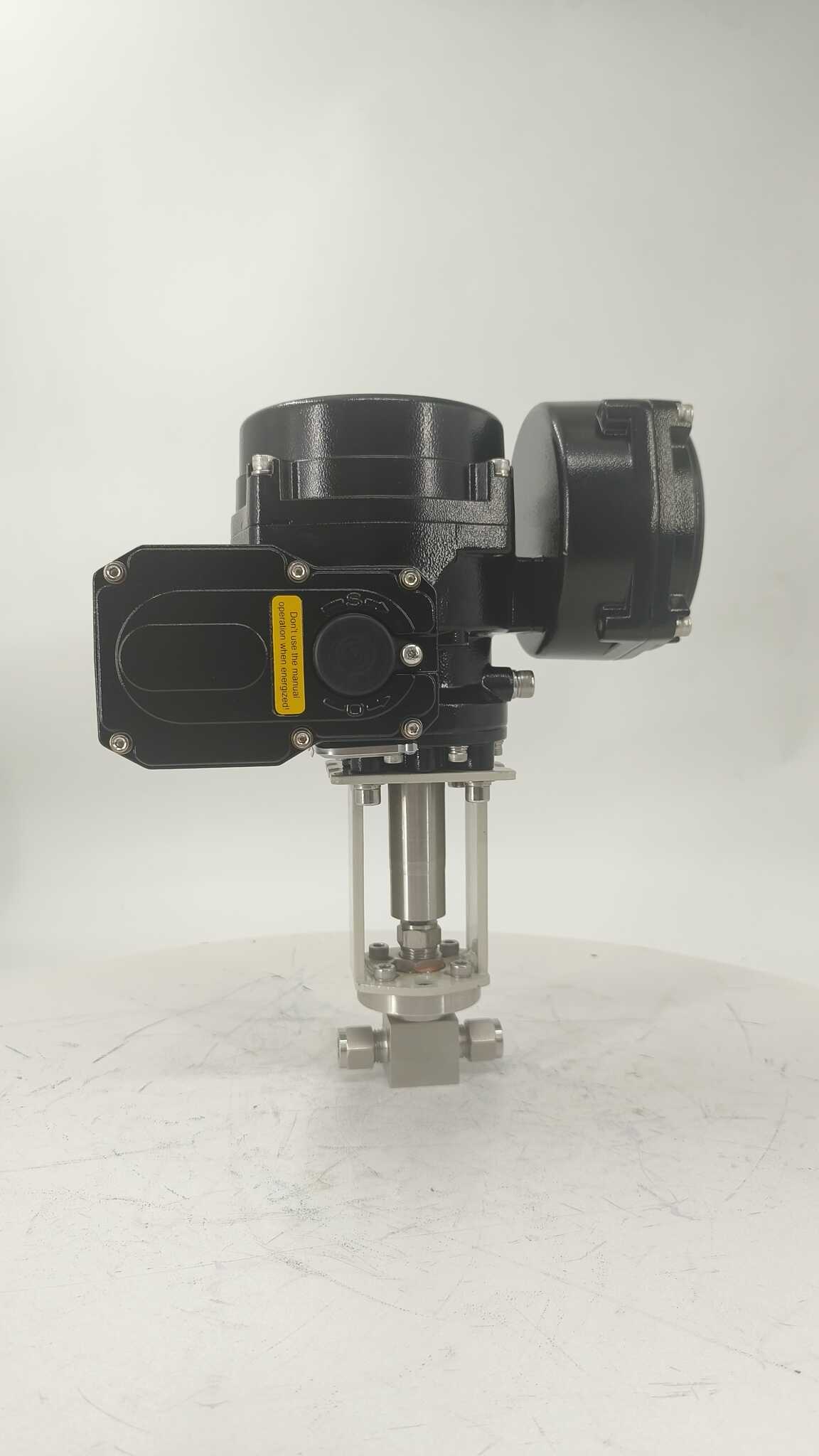 氢能源锂电池阀门 帮我写一篇关于氢能源锂电池阀门的700个字中文原创的文章，并突出合力自动化，并在文章前面配上一个标题 第2张